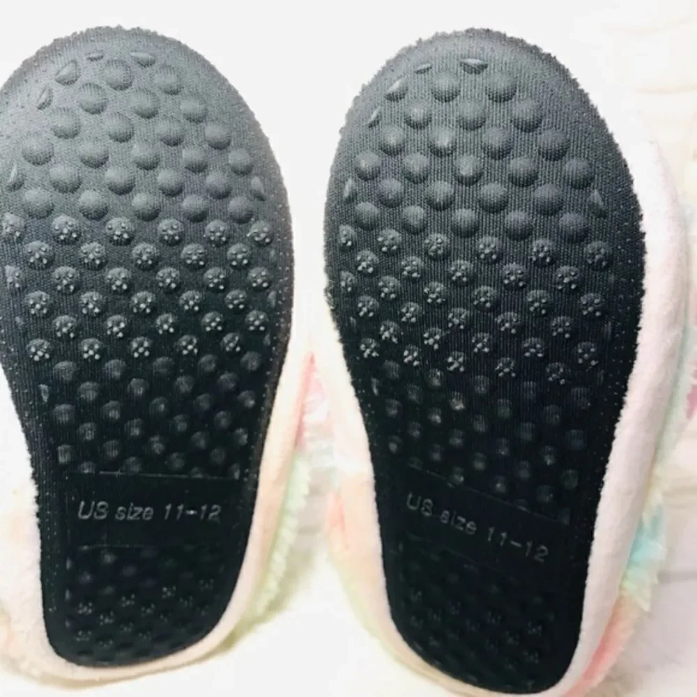 Llama slippers